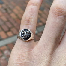 Load image into Gallery viewer, Kooky Coco signet