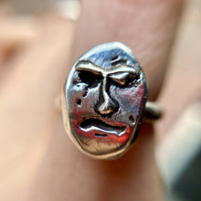 Load image into Gallery viewer, Cross Carlos