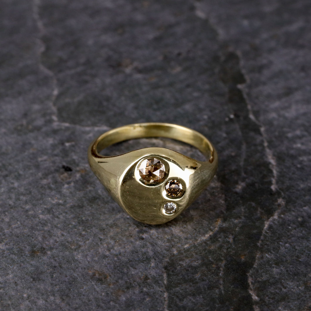 9ct yellow gold and cinnamon diamonds